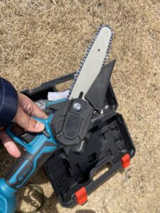 電動チェーンソー