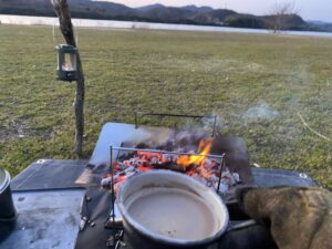 焚き火を愛でる