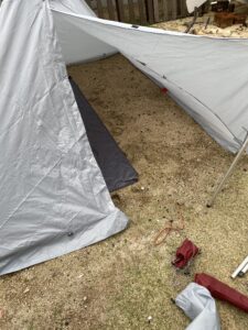 二股化パーツを使った設営