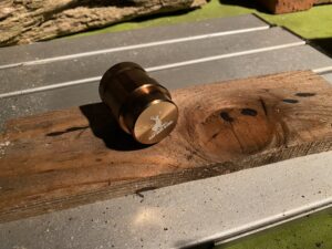 一晩倒して置いたキャンドル