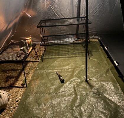 雨キャンプに対応中