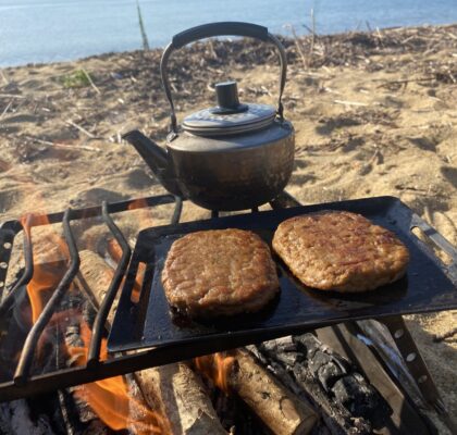 ハンバーグを焼く