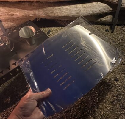 開封したキャンピングムーンのロストル。正規品と比べて重くて硬い